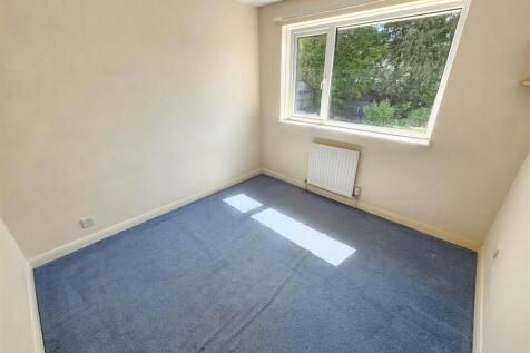 Bedroom 2.jpg