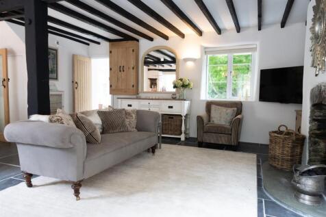 Sitting Room.jpeg