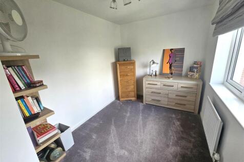 Bedroom 3.jpg