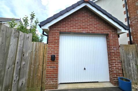 Garage.jpg