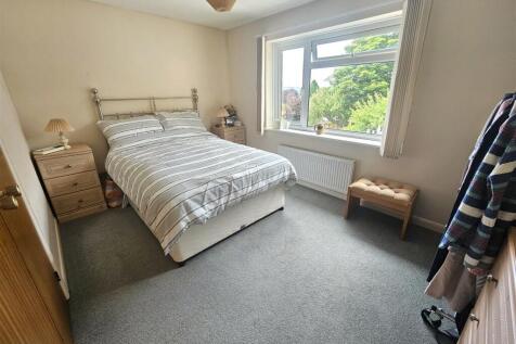 Bedroom 2.jpg