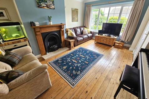 Sitting Room.jpg