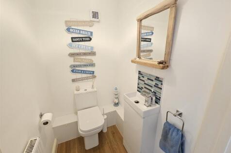 Cloakroom.jpg