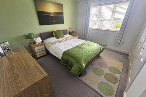 Bedroom 2.jpg