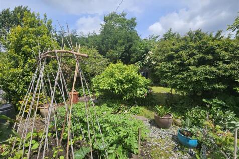 Gardens (2).jpg