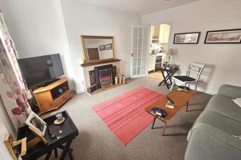 Living Room.jpg