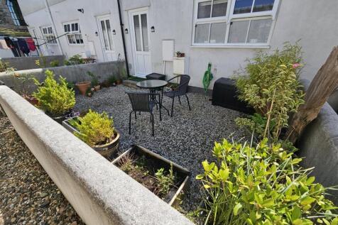 Rear Garden.jpg