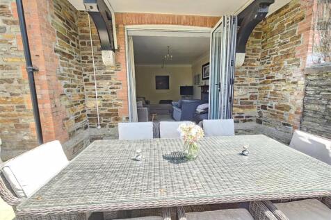 Sitting Room Bi-Folds.jpg