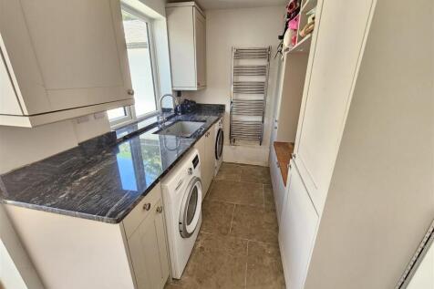 Utility Room.jpg