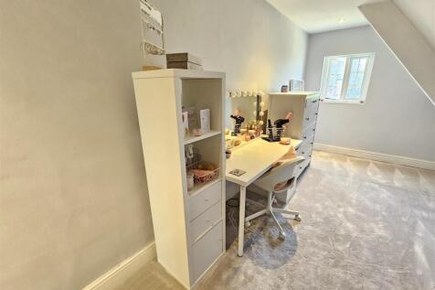 Dressing Make Up Room.jpg