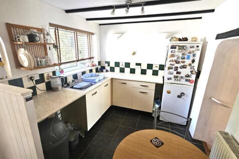 Kitchen.jpg