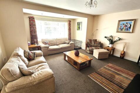 Living Room.jpg