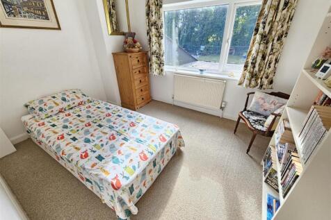 Bedroom 2.jpg
