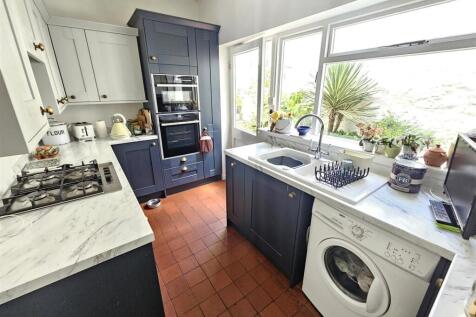 Kitchen.jpg
