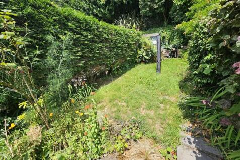Rear Gardens.jpg