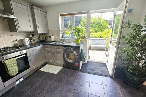 Kitchen and garden.jpg