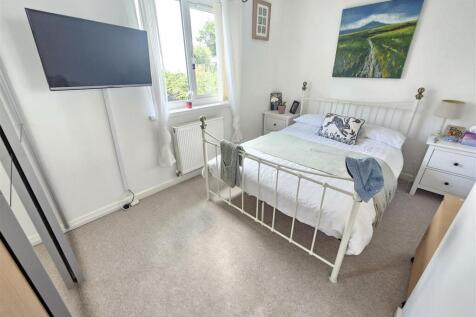 Bedroom 2.jpg