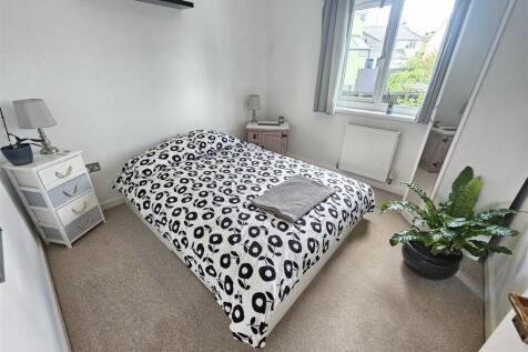 Bedroom 3.jpg
