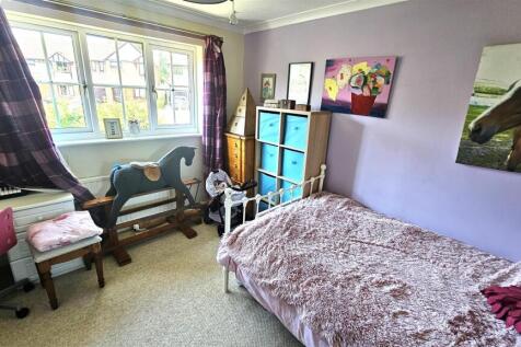 Bedroom 2.jpg