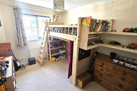 Bedroom 3.jpg