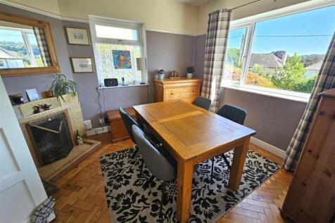 Dining Room.jpg