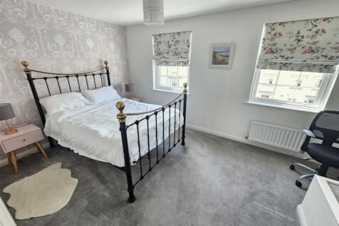 Bedroom 2.jpg