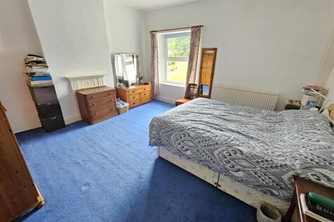 Bedroom 2.jpg