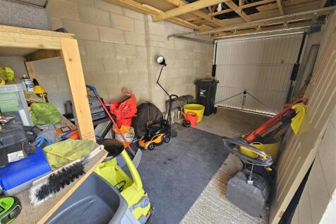 Garage.jpg