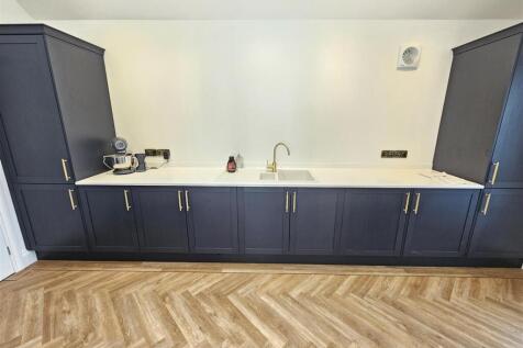 Utility Room.jpg