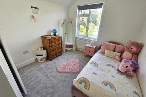 Bedroom 3.jpg