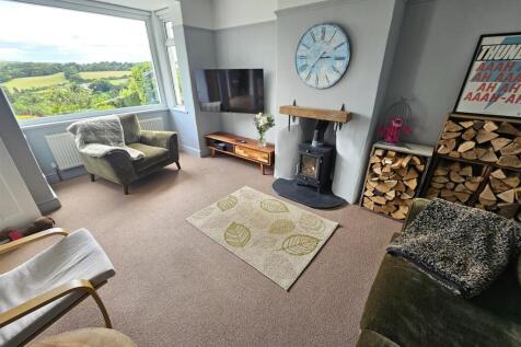 Sitting Room.jpg