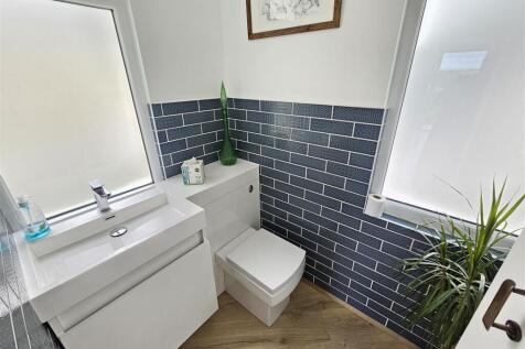 Cloakroom.jpg