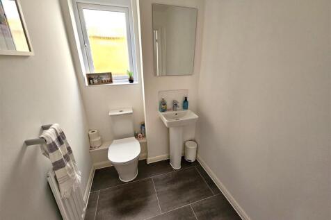 Downstairs WC.jpg