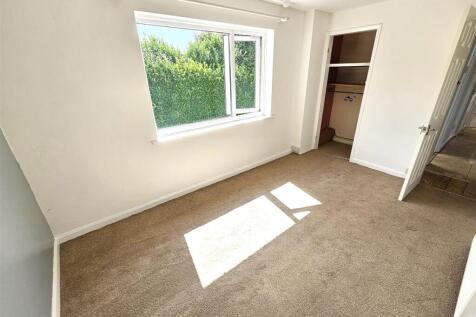 Bedroom 3.jpg