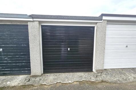Garage.jpg