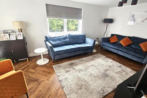 Further Living room 2.jpg