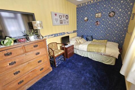 Bedroom 2.jpg