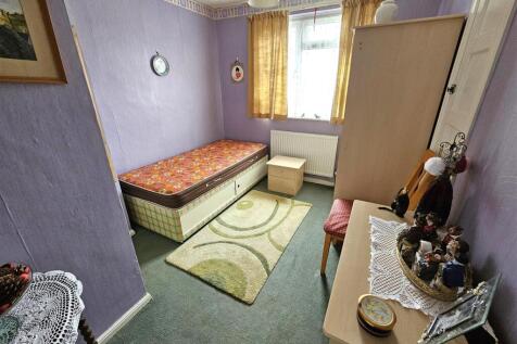 Bedroom 3.jpg