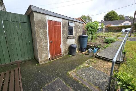Outbuilding.jpg