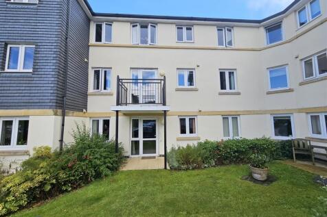 Outside showing Balcony.jpg