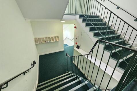 Communal Lobby.jpg