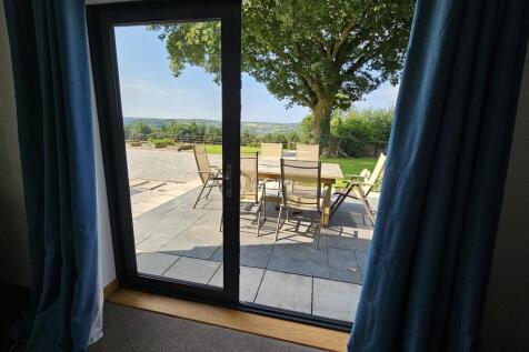 View from sitting room.jpg