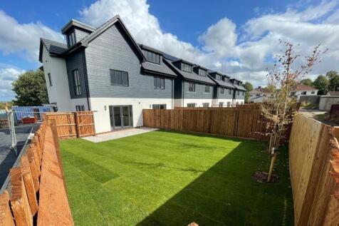 EXTERIOR - Cherryfields.jpg