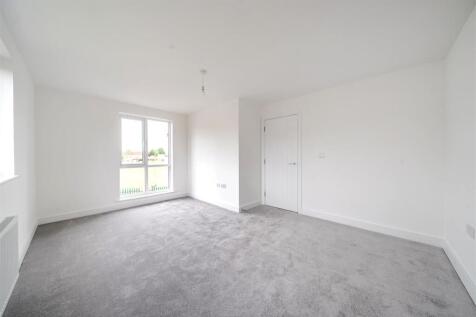 Bedroom 1.jpg