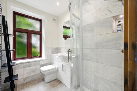 Bedroom 3 En-Suite
