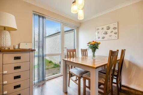 Lrg_DiningRoom2