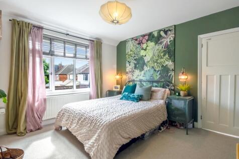 Bedroom2-2
