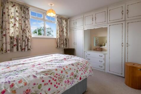 Bedroom1_-4
