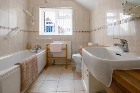 Bathroom1