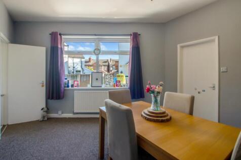 DiningRoom-4